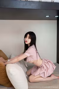 XingYan Vol.364: Bai Lu Lulu – Sweet Charm Unveiled in Alluring Pink Attire.-2