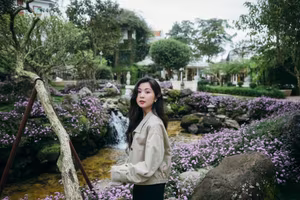 VGU No.66: Radiant Vietnamese Girl Blooms Amidst Dreamy Purple Flowers-7