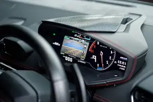 Experience the Fiery Red Lamborghini Huracan LP580-2: A Supercar Masterpiece for a Dong Nai Tycoon-3