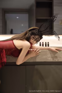 XiuRen No.10386: Li An Ni's Seductive Charm in Red Lingerie and Playful Bunny Ears-8