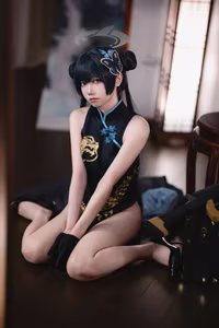 Coser Xiaomuzengaya as Blue Archive Hisaki: Captivating Cosplay & Elegant Portrayal-15