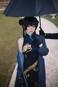 Coser Xiaomuzengaya as Blue Archive Hisaki: Captivating Cosplay & Elegant Portrayal-3