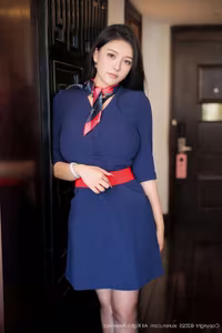 XiuRen No.10371: Xiao Na Bi's Alluring Charm in Captivating Professional Attire-3