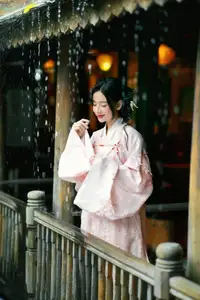 VGU No.165: Discover the Grace of Asian Hanfu Beauty Amidst a Romantic Garden Scene.-3