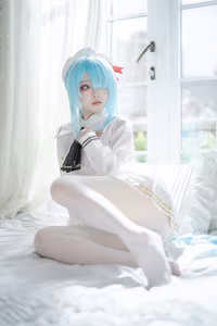 Stunning Cosplay: Shi Liang Yu as Janus Sailor Uniform in Captivating Reflection-6