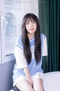 BoBoSocks No.561: Chinese Model Xiao Tiandou's Fresh Look with Sneakers and Short White Socks. Pure and Youthful Style.-13