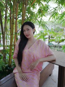 Doan Hai My: Sweet Beauty in a Striking Pink Outfit, Captivating Every Gaze-0