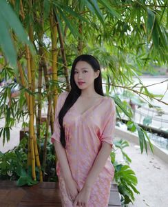 Doan Hai My: Sweet Beauty in a Striking Pink Outfit, Captivating Every Gaze-2