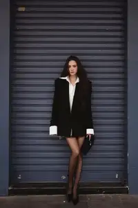 View Huyen Lizzie's Irresistible Korean Vibe Beauty Charms Netizens With Elegant Style-7