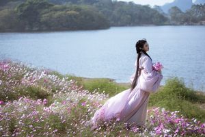 Ethereal Hanfu Beauty in Lavender Flower Field - YiTuYu Art Language Vol.8304: Serene Traditional Elegance.-5
