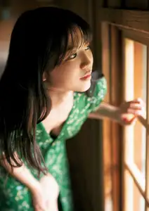 Suzuhara Riko: Radiant Smile On Green Grass Soft Warm Moments Of A Japanese Girl-23