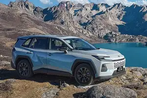 Toyota RAV4 2026 China Version – Affordable Price, Striking Off-Road Design-2