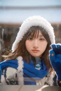 Cozy Winter Charm: Pao Pao Xiao Mie's Warmth Amidst the Snow Vol.8544-6