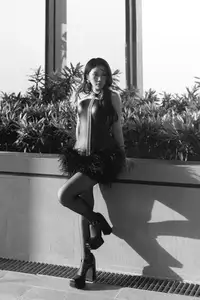 Orange Khuong Hoan My: Radiant Beauty, Elevated Style in Stunning Fashion Photoshoot.-7