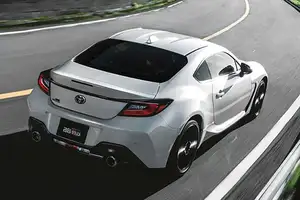 New Toyota GR 86: The Legendary Sports Coupe Arrives in Thailand.-6