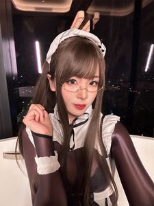 Coser Xuan Xiao Xue Jie: Alluring Bodysuit Maid Cosplay-23