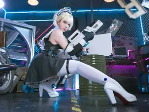 Discover Coser - Blue Archive's Asuma Toki Maid (32P): Alluring Combat Maid-10