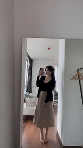 Coser Xueqing Astra: Elegant & Alluring OL Style - 0073-19