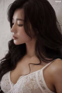 XVG No.47: Ethereal Beauty of a Woman in White, Dreamy Allure Captured-0