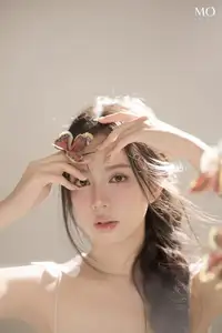 VGU No.195 Ethereal Beauty MO: Captivating Portrait of a Gentle Muse Amidst Romantic Flowers.-6