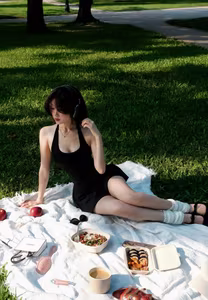 VGU No.97: Effortless Summer Charm: A Picnic Beauty Embracing Natural Serenity-5