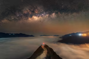 Ta Xua: Majestic Sunrise Over Sea of Clouds in Northwest Vietnam – A Photographer's Paradise-6