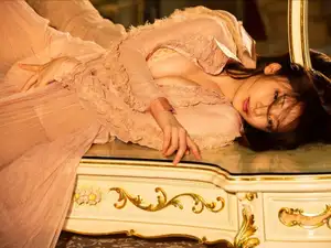 Lapinangelia Sakurai Lady Vol.1: Discover the Alluring Charm of Japanese Beauty in FRIDAY Digital Photo Book-19