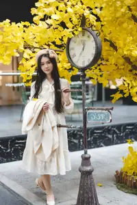 Discover Hane Nozomi's Serene Beauty in YiTuYu Art Language Vol.8545 Collection-8