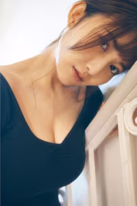 Tsuji Ririsa: Captivating Beauty in FLASH Digital Photo Book - She is Perfect Part 2-19