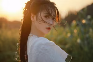 YiTuYu Vol.8273: Chun Yu – Ethereal Wuxia Beauty and Serene Warrior at Sunset-6