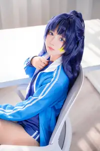 Discover the Alluring Charm of Coser Xi Huan Ai Li Ma in Yuuka's Gymnastics Outfit (56P)-37