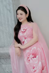 VGU No.68: Pink Ao Dai Grace – Captivating Vietnamese Beauty of a Radiant Young Woman-8