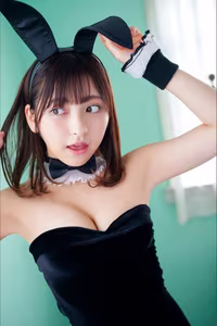 Discover Her Playful Charm in This Stunning Bunny Girl Gravure Photobook-4