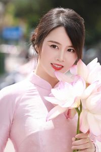 XVG No.10: The Beauty of Vietnamese Ao Dai - Graceful, Traditional, and Captivating.-7