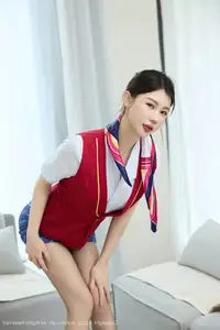 XiuRen No.10703: Yi Tian Tian's Alluring Flight Attendant Look – Elegant Charm Unveiled-0