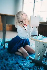 Coser Chunmomo Self-Portrait Part02: Delicate Charms Amidst Dreamy Blue Petals-6