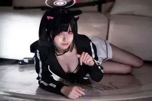 Coser Shuang Mu Fu Su Embodies Kaho Hinoyama: A Playful & Charming Angelic Cat Girl [35P]-9