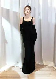 Diem My 9X at 35: Radiant One-Child Mother's Beauty, Elegant Style Captivates All Eyes-11