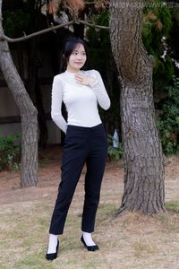 Chiness Model No.2337 Xiao Jiu: High Heels, White Socks, Elegant Style-12