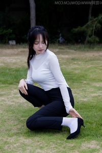 Chiness Model No.2337 Xiao Jiu: High Heels, White Socks, Elegant Style-2