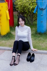 Chiness Model No.2337 Xiao Jiu: High Heels, White Socks, Elegant Style-16