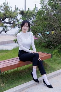 Chiness Model No.2337 Xiao Jiu: High Heels, White Socks, Elegant Style-0
