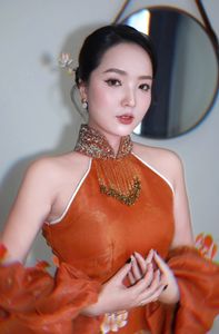 Captivating Modern Ao Dai - Unique Design Showcasing Elegant Vietnamese Beauty-2