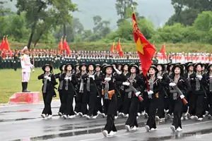 Vietnam's Female Soldiers: Majestic Parade Rehearsal Showcases Strength and Discipline-9