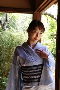 Misumi Shiochi: Captivating Beauty in FRIDAY Digital Photo Book Nocturne Vol.1-3