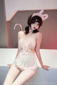 XingYan Vol.397: Bai Hu Qiao Qiao's Sweet Bunny Charm in a Playful Private Setting-4