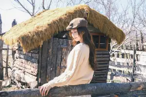 YiTuYu Vol.8531: A captivating glimpse of chickkii's sweet beauty and timeless vintage style-3