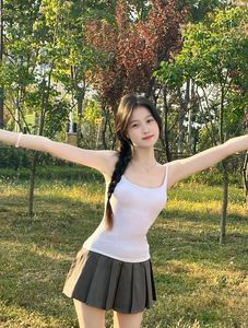 Gentle Beautiful Girl: Alluring Black Braided Ponytail Hairstyle - Elegant Look-15