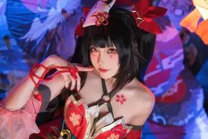 Coser Gua Xi Jiang as Honkai Star Rail's Sparkle: Mysterious Charm (21P)-0