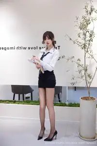 XiuRen No.10636: Yue Er Yue Er's Alluring Office Style Photoshoot-41